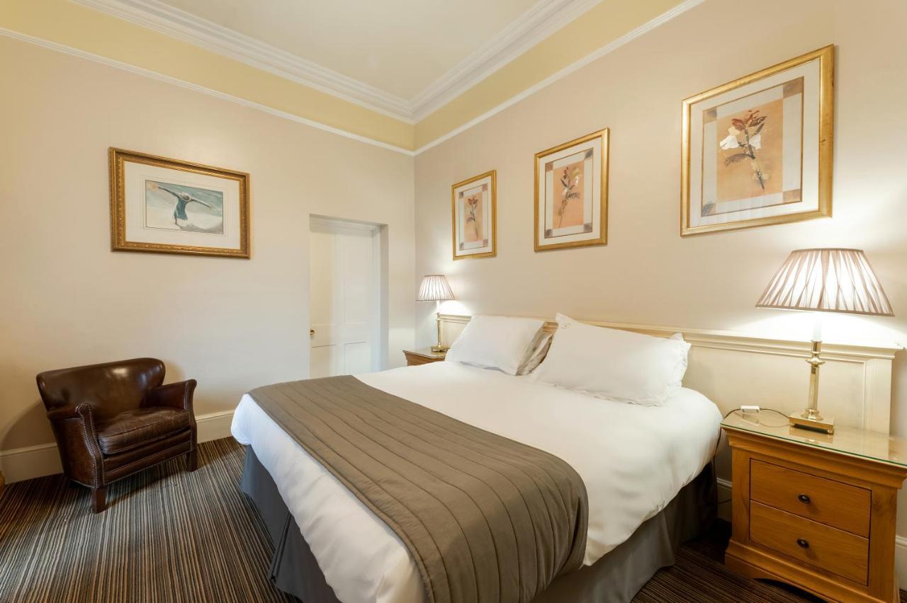 Charades Guest House Hereford Exterior foto